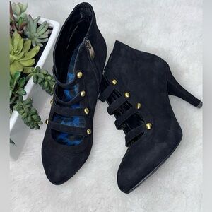 Stylish Black Women's Shoes with Gold Accents leather uppers 3.5 inch heels